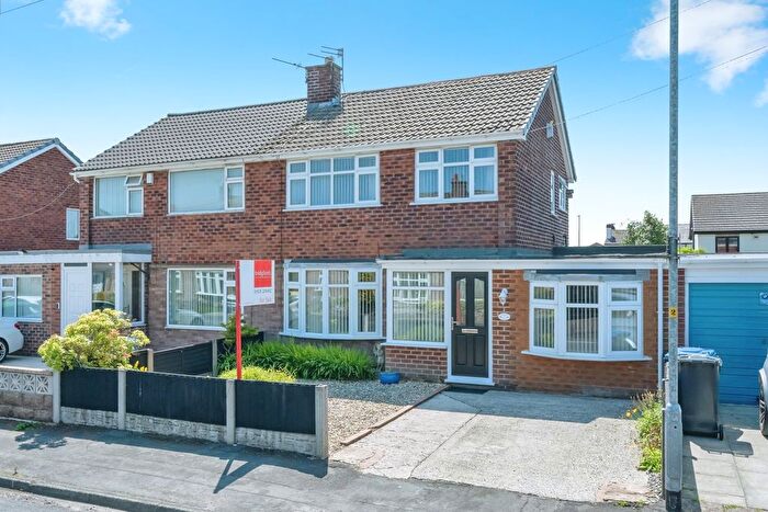 3 Bedroom Semi Detached House For Sale In Arlington Drive, Penketh, Warrington, Cheshire, WA5