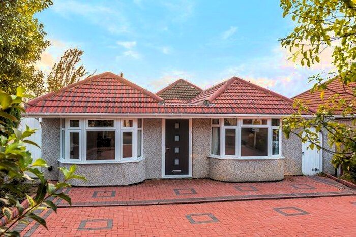 4 Bedroom Bungalow To Rent In Allington Road, Orpington, BR6