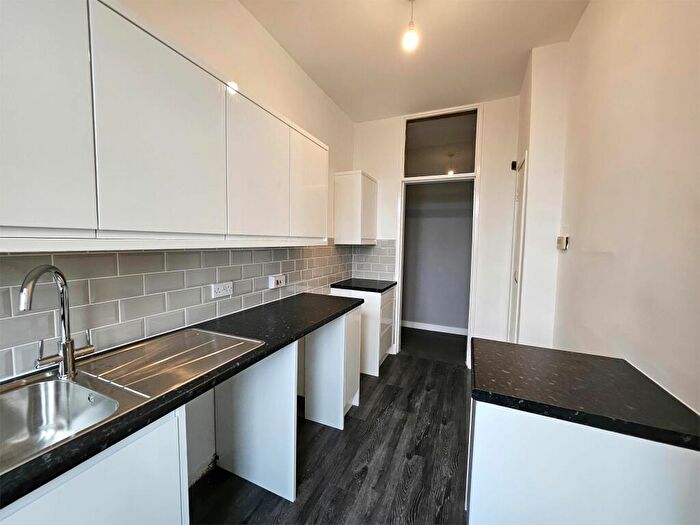 2 Bedroom Flat For Sale In Glebe Street, Stevenston, KA20