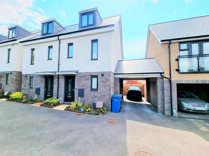 3 Bedroom Property To Rent In Rogers Road, Haverhill, CB9