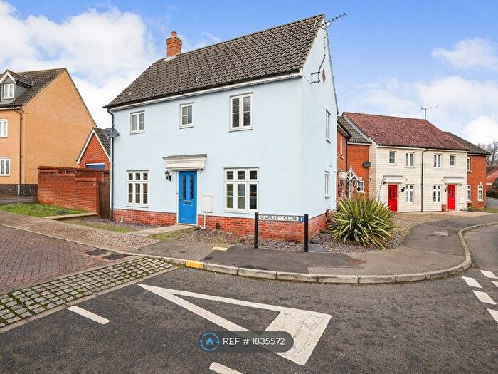 3 Bedroom Semi-Detached House To Rent In Beverley Close, Carbrooke, Thetford, IP25