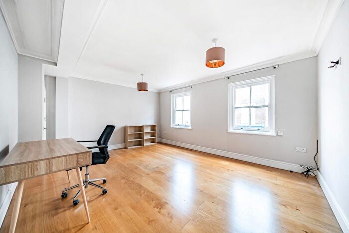 1 Bedroom Flat To Rent In Golden Yard, Holly Bush Steps, Hampstead, NW3