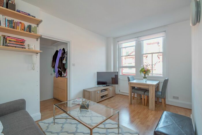1 Bedroom Flat To Rent In Chiltern Street, London, W1U