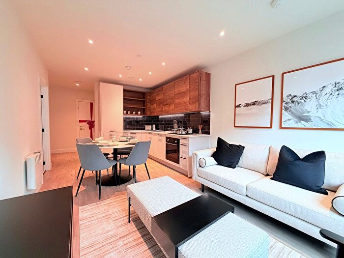 1 Bedroom Flat To Rent In Ashted Wharf, Glasswater Locks, Birmingham, B4