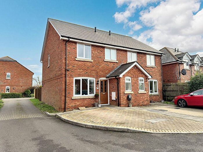 3 Bedroom Semi-Detached House For Sale In Rosemerry Place, Langley, SO45