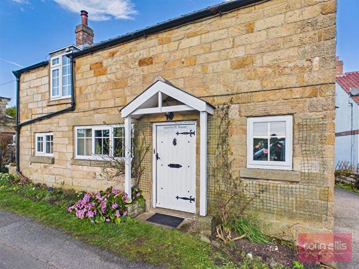 2 Bedroom Cottage For Sale In Prior Wath Road, Staintondale, Scarborough, YO13