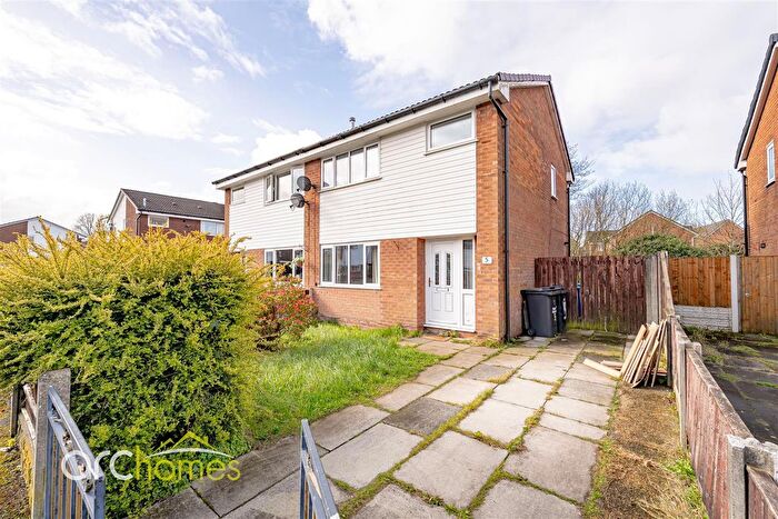 3 Bedroom Semi-Detached House For Sale In Burghley Way, Ince, Wigan, WN3