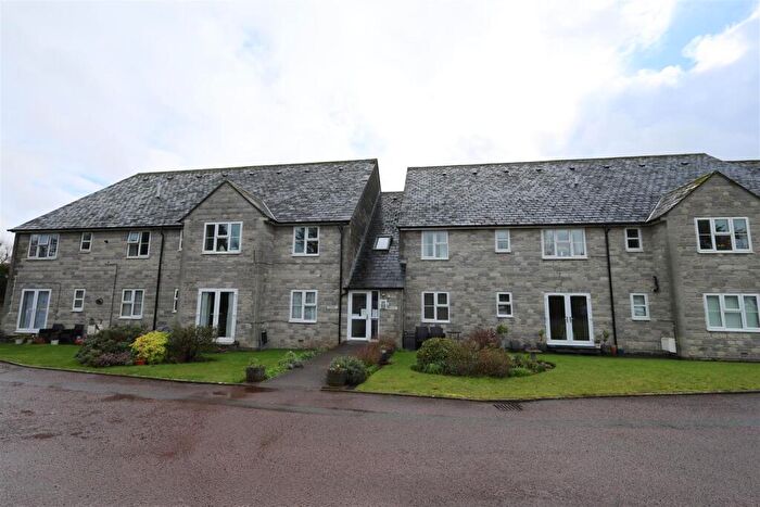 1 Bedroom Flat For Sale In The Poplars, Shortwood Road, Pucklechurch, Bristol, BS16