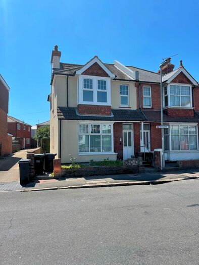 2 Bedroom Apartment To Rent In Firle Road, Firle Road, Eastbourne, BN22