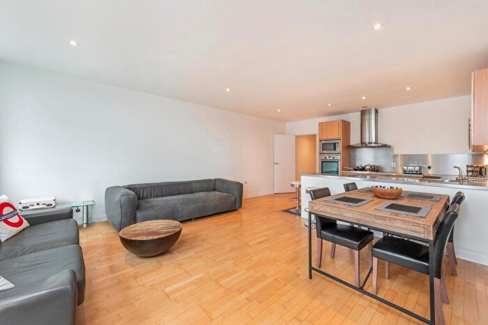 1 Bedroom Flat To Rent In Inverness Street, Camden, NW1