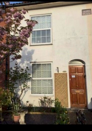 3 Bedroom Terraced House To Rent In Village Road, Gosport, PO12