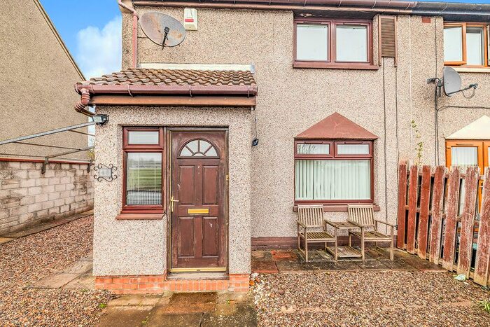 2 Bedroom Semi-Detached House To Rent In Balunie Terrace, Dundee, DD4