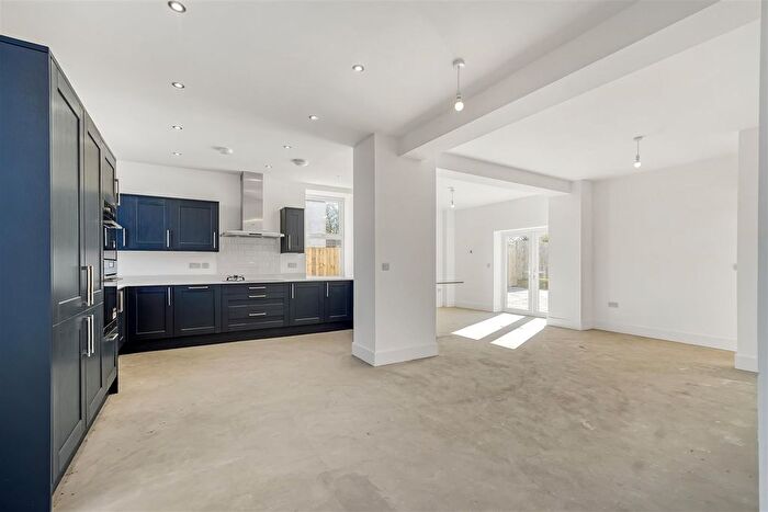 5 Bedroom Semi-detached House For Sale In Long Newton, Stockton-On-Tees, TS21
