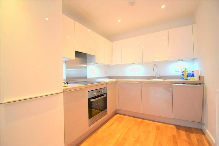 1 Bedroom Apartment To Rent In Crossways, Windsor Road, Slough, Berkshire, SL1