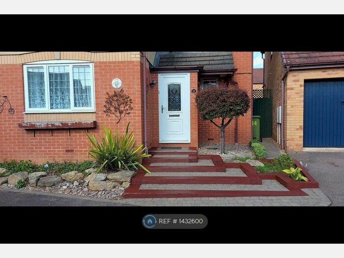 4 Bedroom Detached House To Rent In Turner Road, Wellingborough, NN8