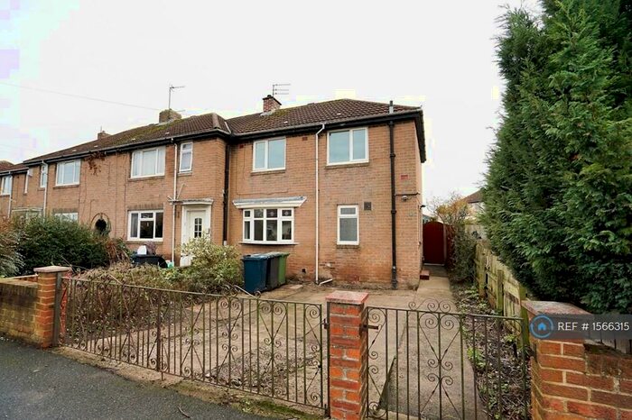 3 Bedroom Semi-Detached House To Rent In Hawthorne Avenue, Hebburn, NE31