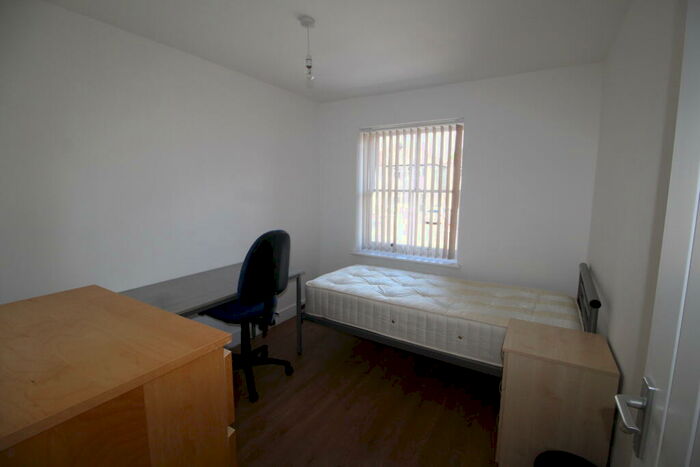 5 Bedroom Detached House To Rent In A Heathcote Road, Whitnash, Leamington Spa, CV31