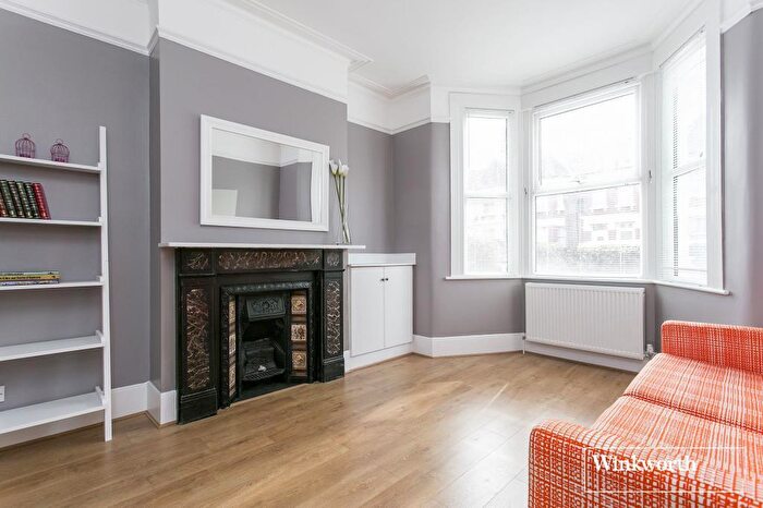 4 Bedroom Terraced House To Rent In St Ann's Road, Harringay, N15