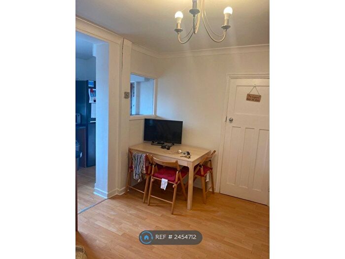 3 Bedroom Terraced House To Rent In Coventry, Coventry, CV4
