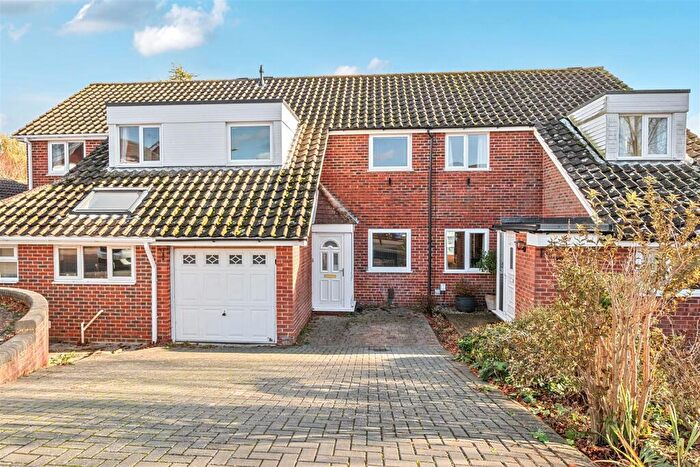 3 Bedroom Terraced House For Sale In Garstons Close, Titchfield, PO14