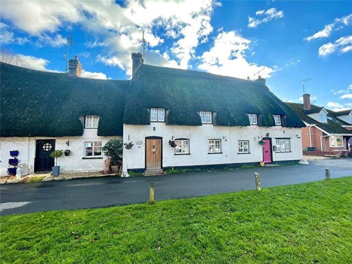 2 Bedroom Country House For Sale In The Borough, Downton, Salisbury, Wiltshire, SP5