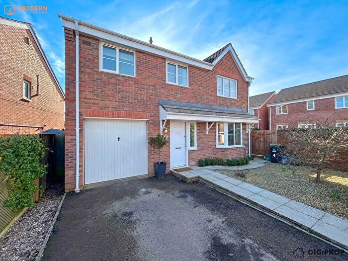 4 Bedroom Detached House For Sale In Willow Drive, Monmouth, NP25