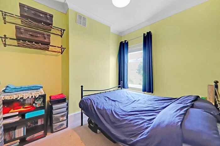 2 Bedroom End Of Terrace House For Sale In Knighton Park Road, London, SE26