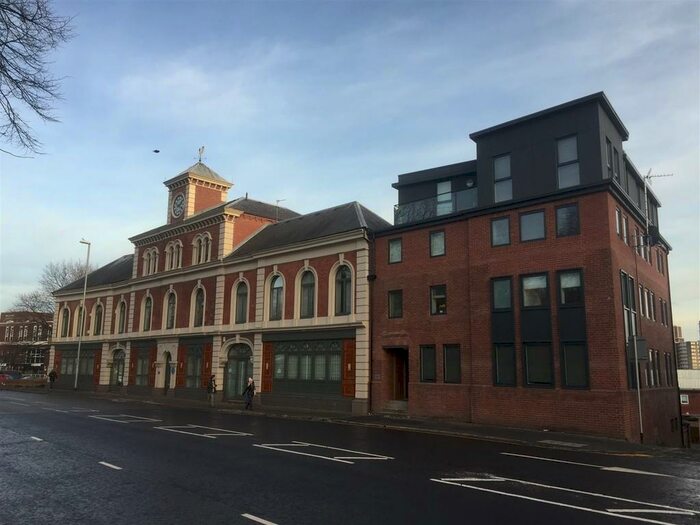 Garage / Parking To Rent In Secure Parking - North Street, LS2