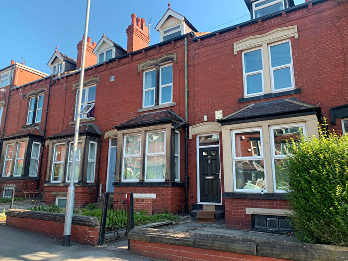 5 Bedroom Terraced House To Rent In Headingley Mount, Leeds, LS6