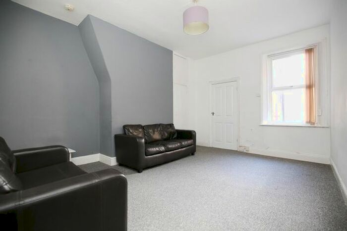 2 Bedroom Flat To Rent In Kingsley Terrace, Fenham NE4
