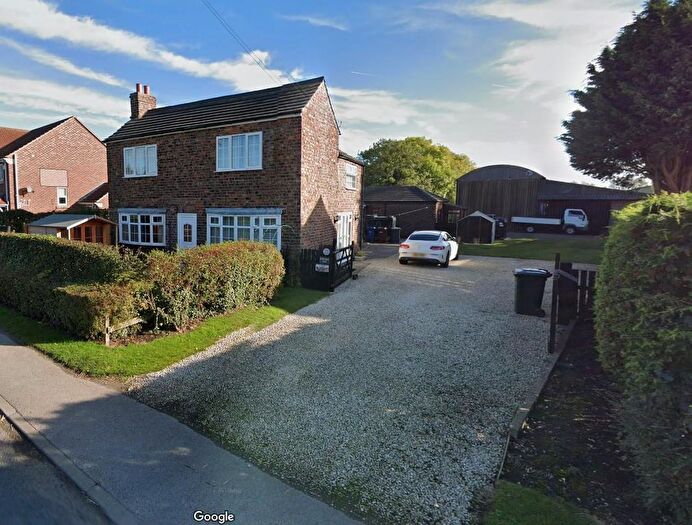3 Bedroom Farmhouse For Sale In Sunnydene Farm, Cliffe, YO8