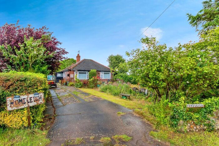 2 Bedroom Bungalow For Sale In Frith Bank, Boston, Lincolnshire, PE22