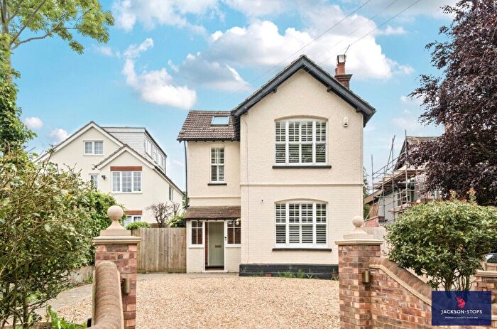 3 Bedroom Detached House For Sale In Newport Road, Wavendon, Buckinghamshire, MK17