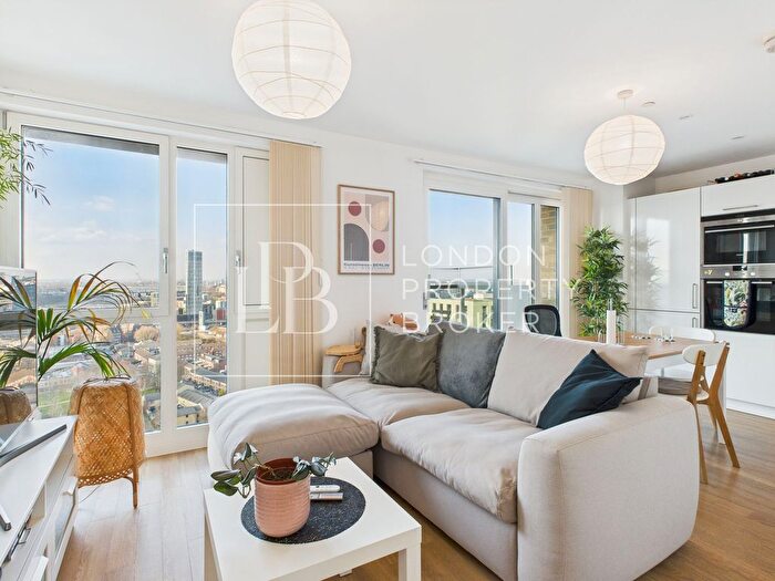 Studio To Rent In Jefferson Plaza, Marner Point, E3