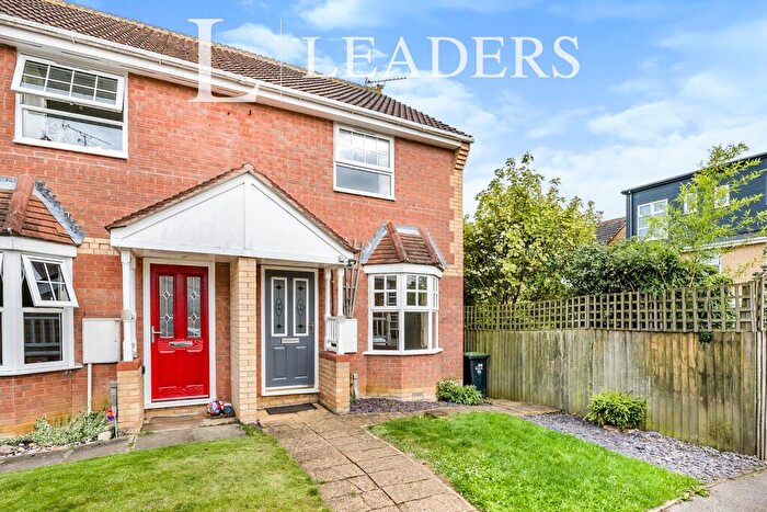 2 Bedroom Semi-Detached House To Rent In Orchid Close, Little Thetford, CB6