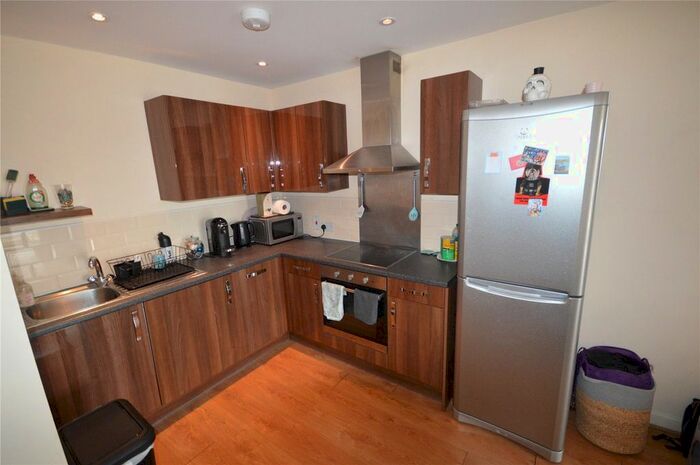 1 Bedroom Flat To Rent In Upper Allen Street, Sheffield, South Yorkshire, Uk, S3
