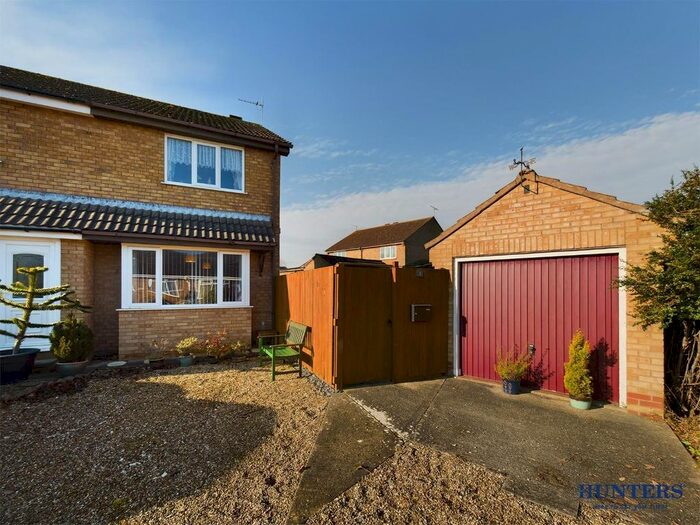2 Bedroom Property For Sale In Mulberry Close, Driffield, YO25