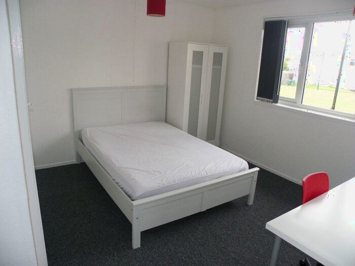 4 Bedroom End Of Terrace House To Rent In Dilcock Way, Coventry, CV4