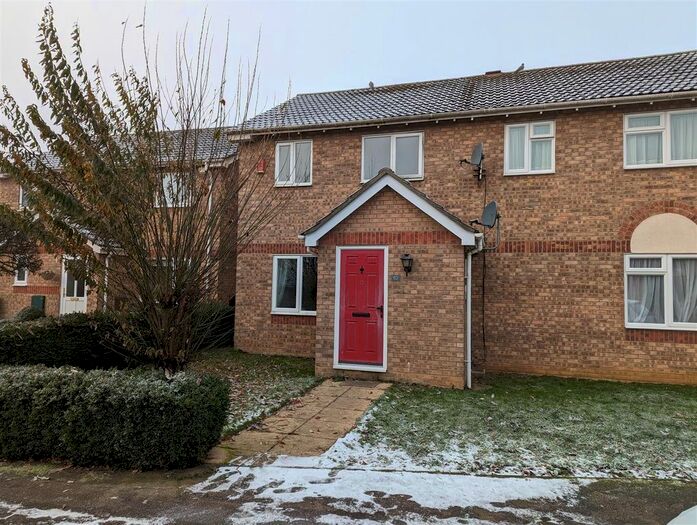 3 Bedroom Semi-Detached House To Rent In Felton Way, Ely, CB6