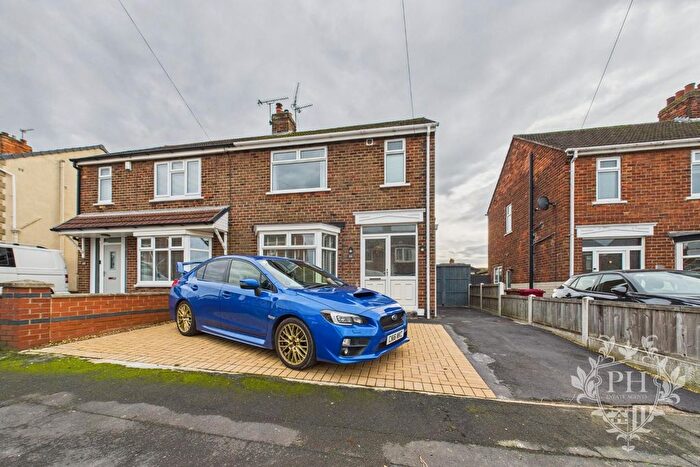 3 Bedroom Semi-Detached House To Rent In Lister Road, Scunthorpe, DN15