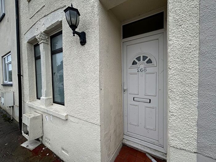 3 Bedroom Terraced House To Rent In Dale Street, Chatham, ME4