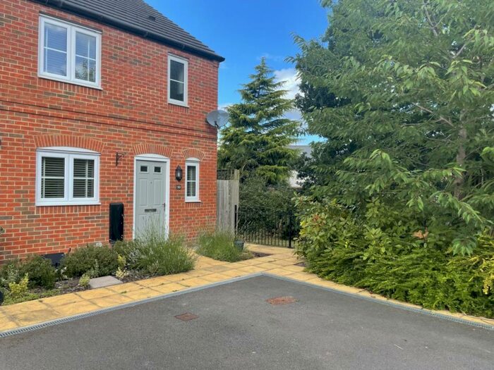 3 Bedroom Mews To Rent In Kohima Crescent, Chester, CH3