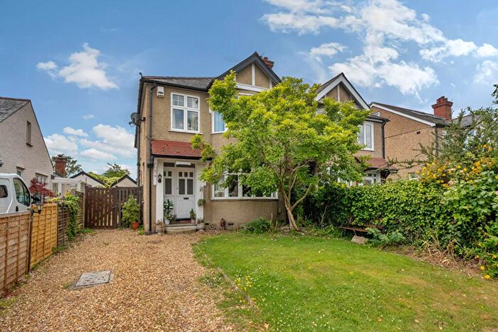 4 Bedroom Semi-Detached House For Sale In Molivers Lane, Bromham, MK43