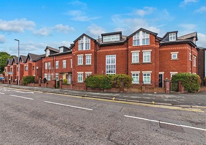 2 Bedroom Flat For Sale In Worsley View, Worsley Road, Swinton, Manchester, M27