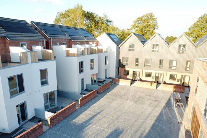 4 Bedroom Terraced House For Sale In St Nicholas Road, Beverley, HU17