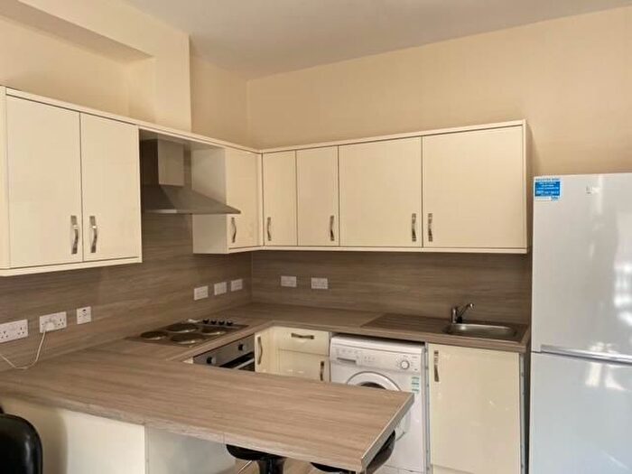 4 Bedroom Flat To Rent In Seagate, Dundee (City Centre), DD1