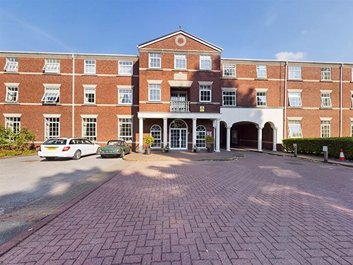 1 Bedroom Flat To Rent In St Andrews Court, Queens Road, Hale, Altrincham, Cheshire, WA15