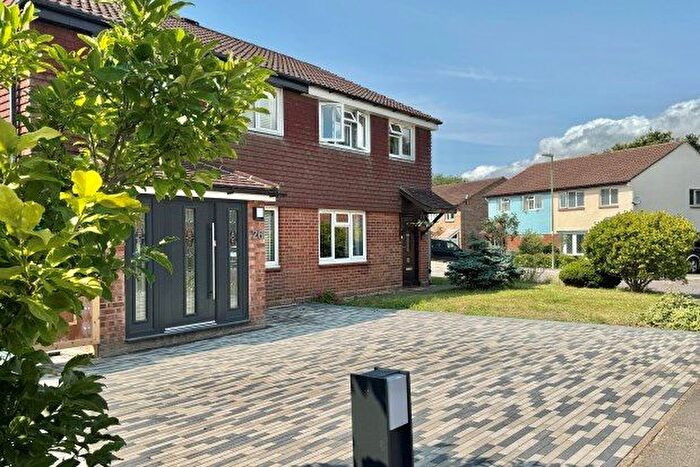 3 Bedroom Property To Rent In Trevose Way, Fareham, PO14