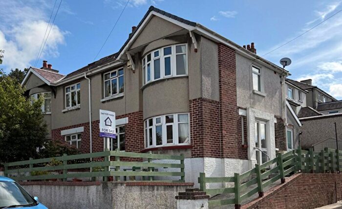 3 Bedroom Semi-Detached House For Sale In Muriau Park, Caernarfon, Gwynedd, LL55