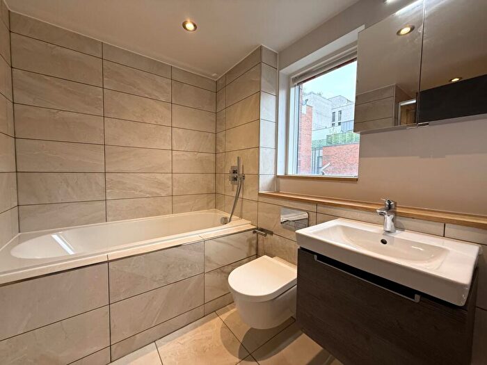 2 Bedroom Apartment To Rent In Cotton Street, Ancoats, Manchester, M4